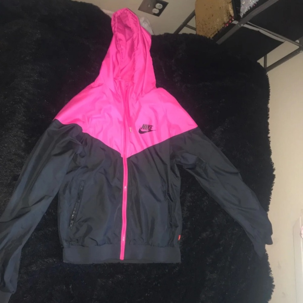 Nike windbreaker